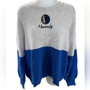 Wear Erin Andrews Dallas Mavericks Knit Sweater Women's Medium